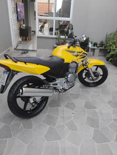 Vendo ou troco por outra moto
