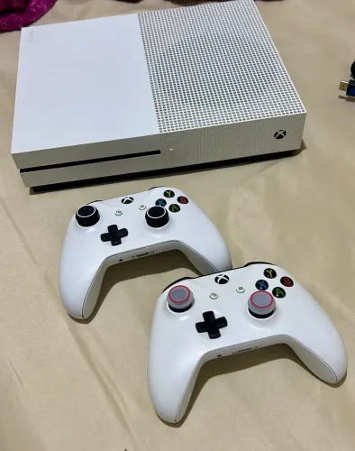 Video game Xbox one S