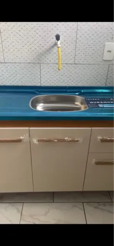 Armário com pia embutida