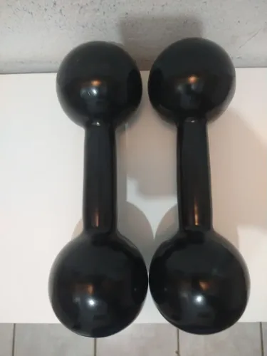 Par de Halteres de 6kg cada, totalizando 12 kg.