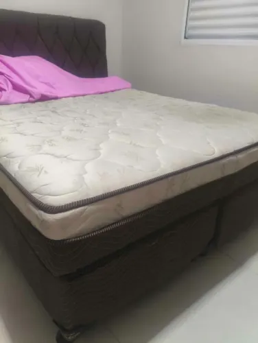 Base Queen + colchão Queen + cabeceira