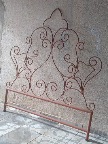 Cabeceira de cama de casal 1,58x1,74 de ferro
