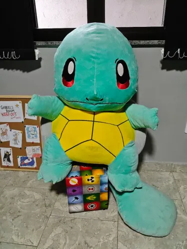 Pokémon - Squirtle pelúcia gigante