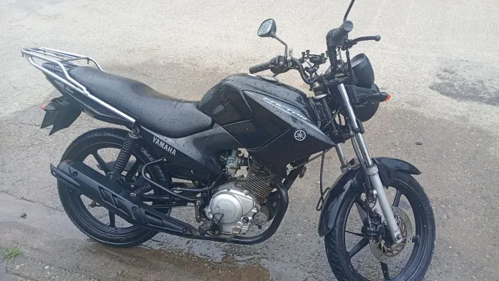 Moto muito boa documento 2026 tudo certo so passa por nome moto toda revisada boa