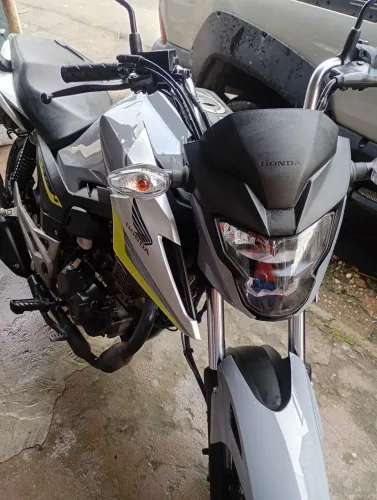 Vendo Tita 160 ano 2026