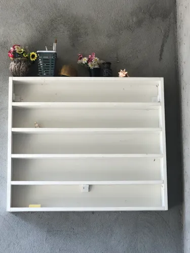 Vendo estante de esmalte 