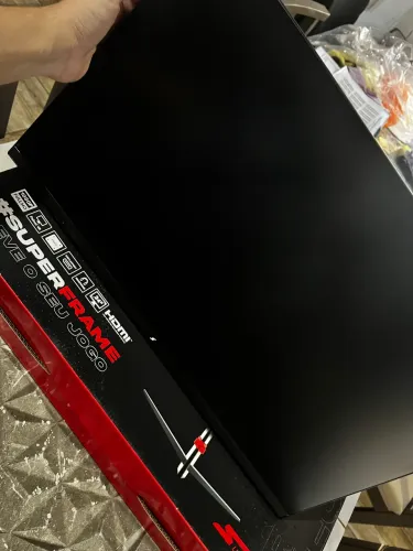 monitor gamer SuperFrame Precision 24? Full HD 260Hz para conserto ou retirada de peças.