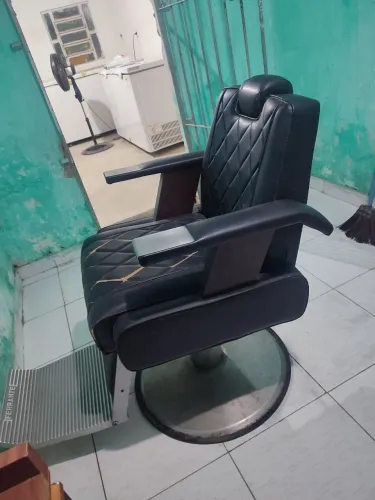 Cadeira de barbeiro ferrante 