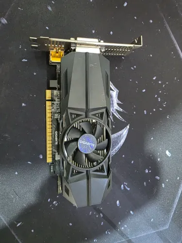 Placa de vídeo VGA GTX 1050 2gb low profile gigabyte
