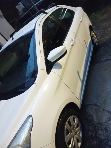 Ford KA+ Sedan 1.0 Tivct Flex 4P 2015
