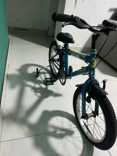 Bicicleta homem aranha