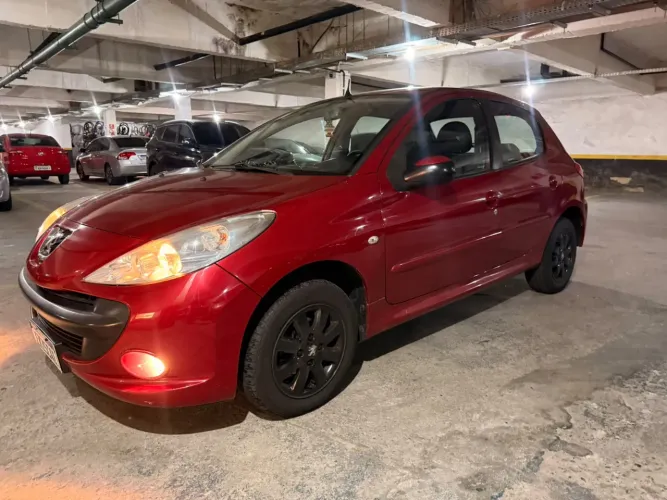 Peugeot 207 XR Sport 1.4 Flex 8V 5P 2010