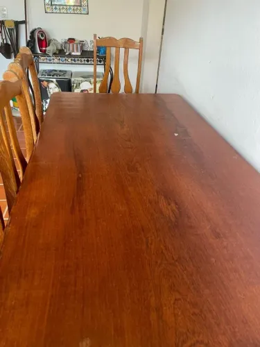 Mesa de mogno