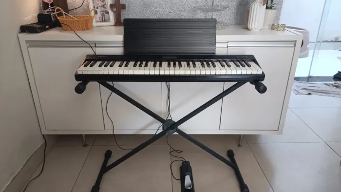 Teclado Roland Go Piano