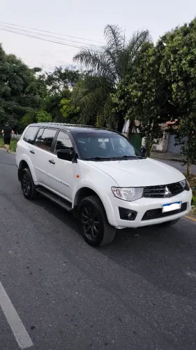Mitsubishi Pajero Dakar 3.2 4X4 T.i. Dies. 5P Mec. 2013