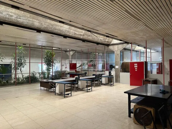 Barracão, 1050M², Aluguel de R$ 32.000,00 + Taxas - Dom Rodrigo, São José dos Pinhais (Pr)