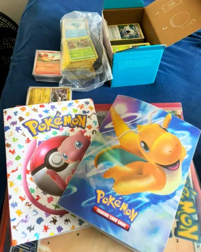 Acervo Pokémon TCG +900 Cards do Vintage ao Atual