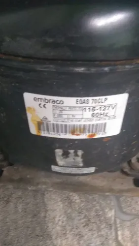 Motor de geladeira funcionando perfeitamente. Faço a entrega!