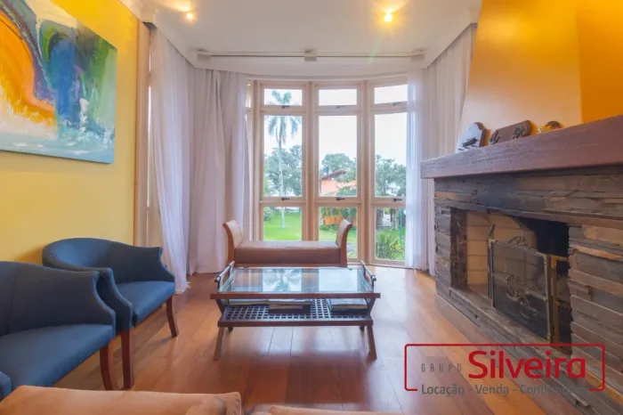 CASA COM PRAIA PARTICULAR, PISCINA E 7 DORMITÓRIOS