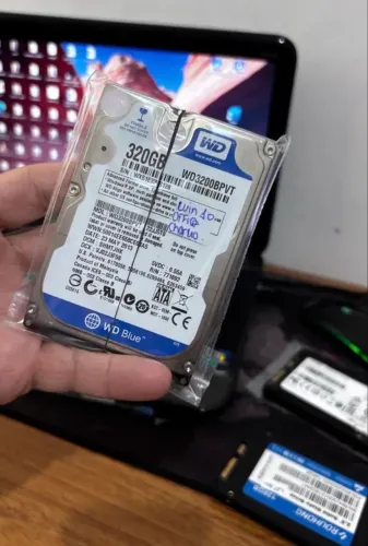 Hd 320 wd com windows 10 e Office 2024 ( super conservado )