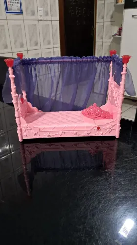 Cama da Barbie Bela Adormecida