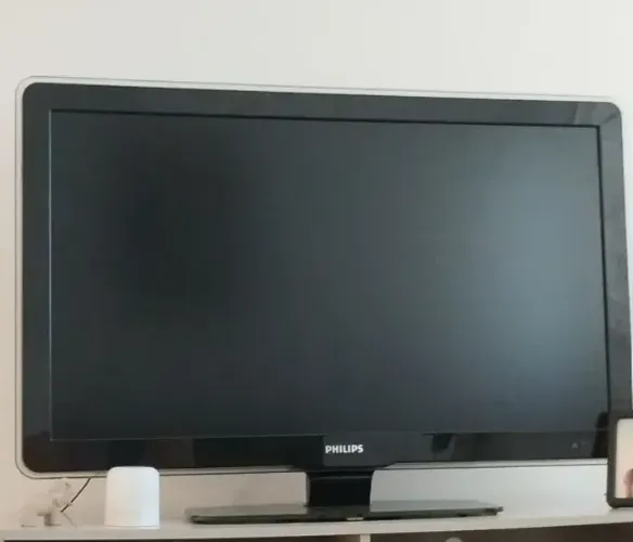 TV 42" TRADICIONAL PHILIPS FUNCIONANDO