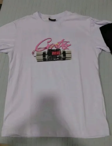 Camiseta corteiz rosa tamanho (M)