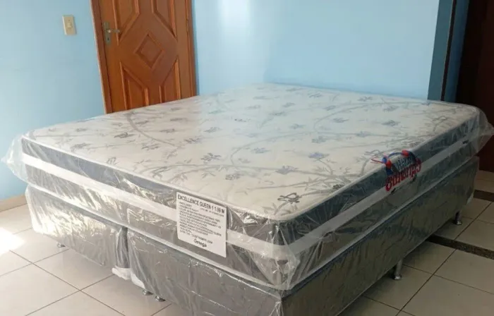 Conjunto completo Cama Box QUEEN Ortopédica Omega D65 - Nova R$ 600