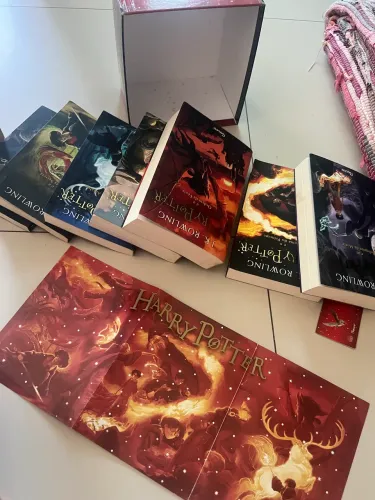 Box livros Harry Potter vermelho Rocco