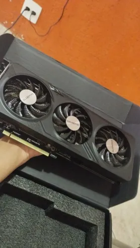 RTX 4060 Gigabyte Triplefan vendo ou troco por superior com volta minha 