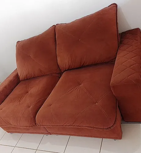 Sofá retrátil reclinavel cor terracota