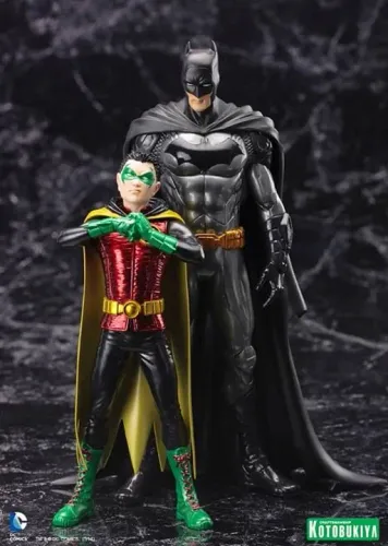 Estátuas Batman e Robin Kotobukiya (ñ é Iron Studios)