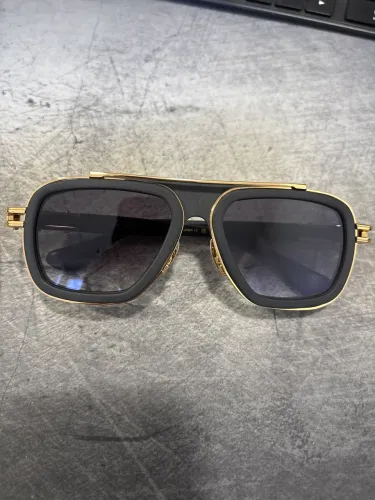 Oculos de Sol Dita LXN EVO preto dourado