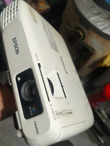 Projetor Epson X24+