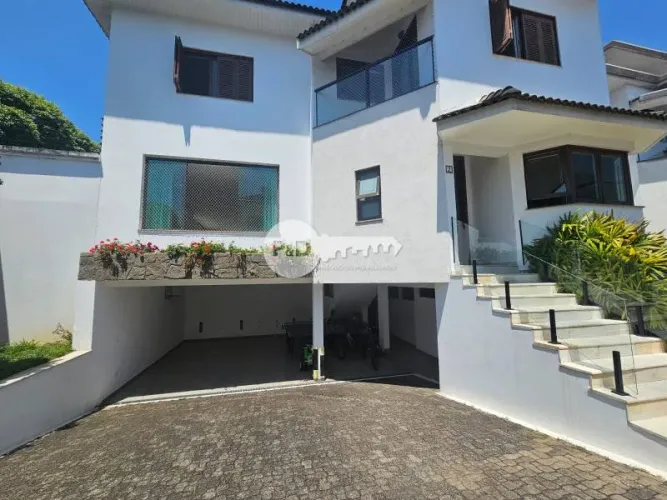 Luxuosa Casa em Condomínio no Brooklin Velho - 4 Suítes, Piscina e Segurança 24h | Aluguel