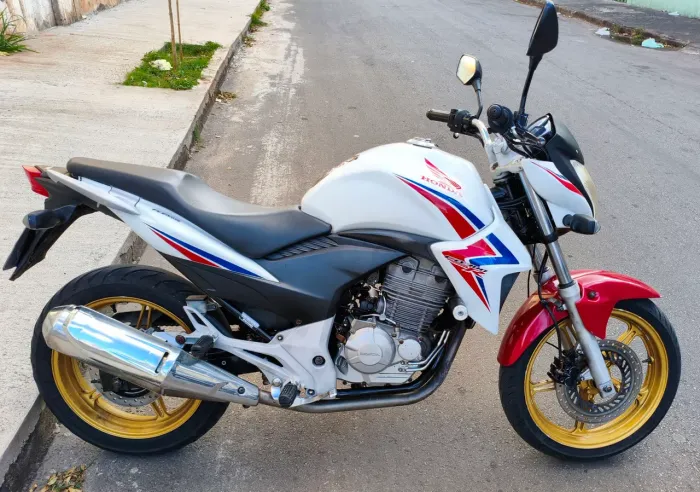 Cb300R Capitão America