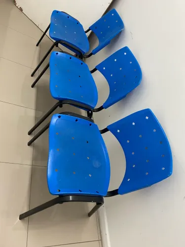 Conjunto de Cadeiras com 3 unidades
