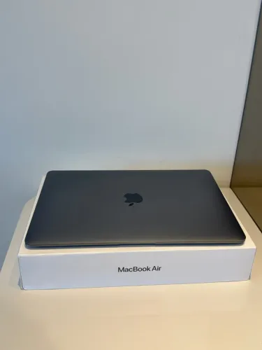 MacBook Air M1 | Bat 85%