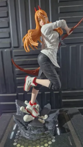 Action Figure Power - Chainsaw Man (Colecionável / Estátua)