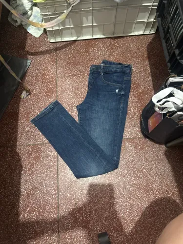 Calças e bermudas  a partir 12 anos de marca ! 