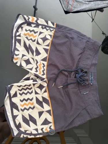 Short praia Republic Paradise (40)