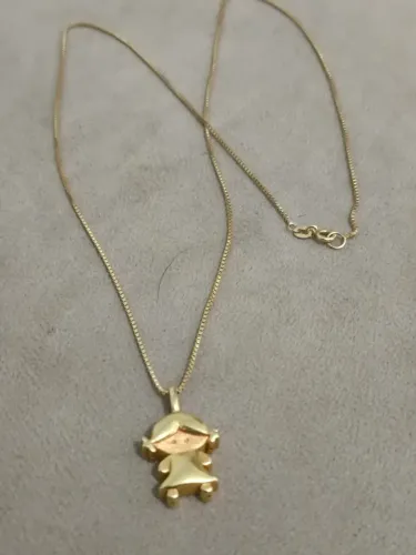 Cordão em ouro feminino