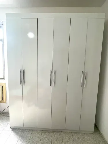 Guarda roupa 6 portas branco