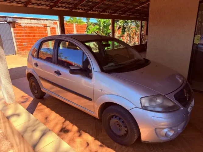 Citroen C3 GLX 1.4/ GLX Sonora 1.4 Flex 8V 5P 2010