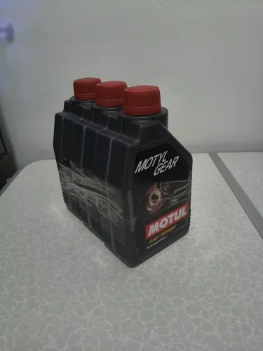 Óleo de Cambio Motul SAE 75W80 3 Litros