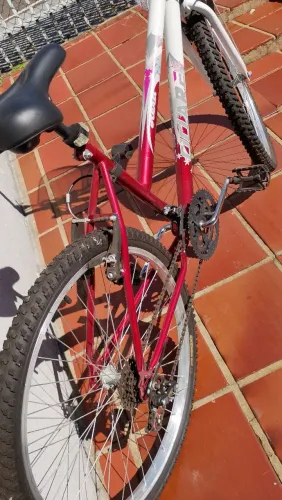 Bicicleta aro 26 Nova