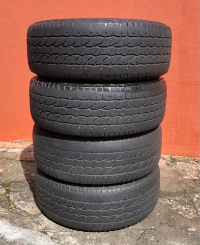 04 PNEUS 265/60/18 MICHELIN
