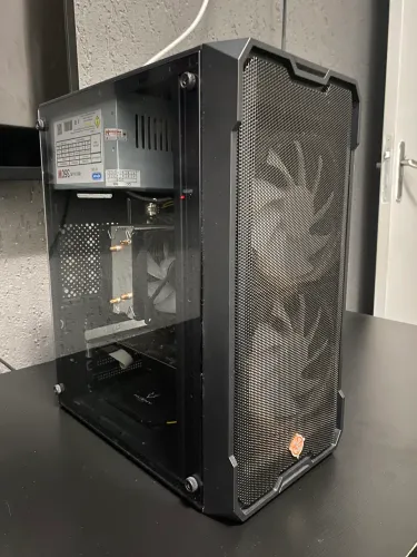 PC Gamer Ryzen de entrada 5 PRO 2400GE 32GB RAM SSD 1TB GT 730