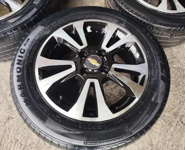 Rodas Aro 15" Originais GM- Onix - 4x100. C/pneus. ACEITO CARTÃO.