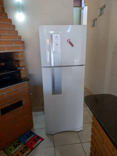 Geladeira Eletrolux Df51 Frost Free 427l / 127 Volt.Bom estado , Funcionamento Perfeito
